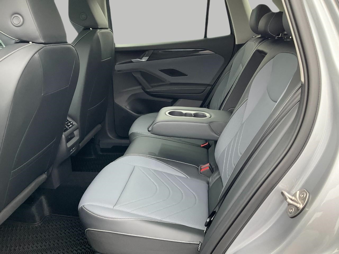 2025 Volkswagen Tiguan 2.0T SE 4MOTION