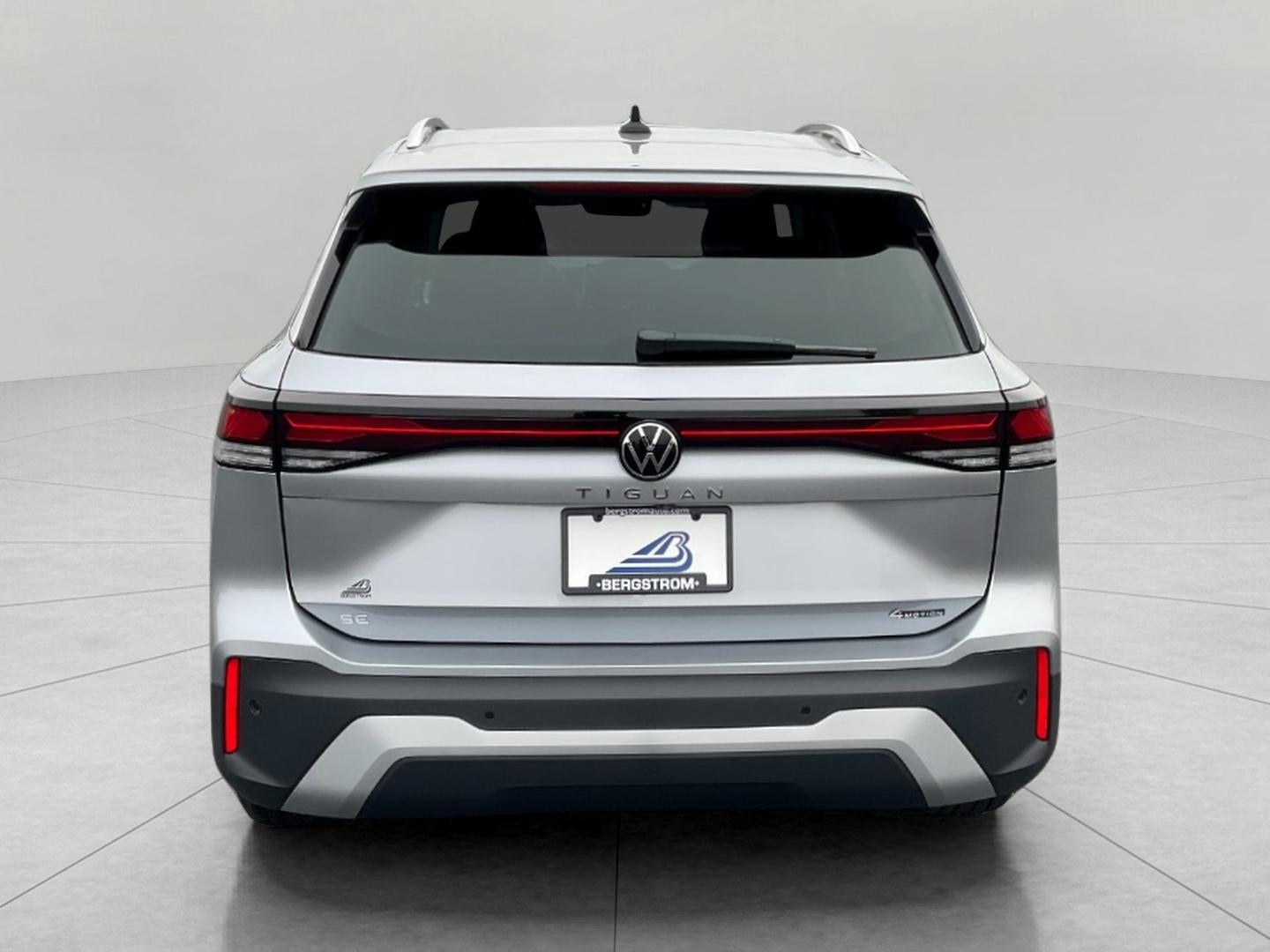 2025 Volkswagen Tiguan 2.0T SE 4MOTION