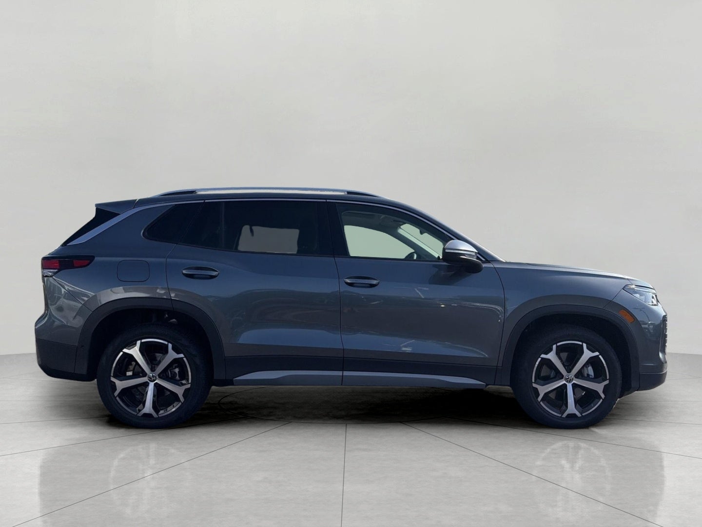 2026 Volkswagen Tiguan SE 4MOTION