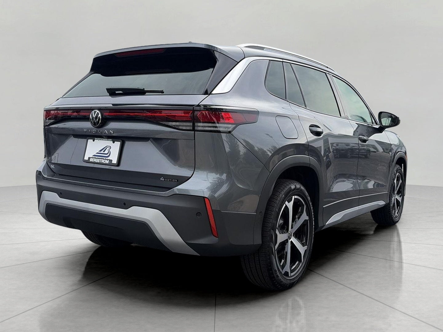 2026 Volkswagen Tiguan SE 4MOTION