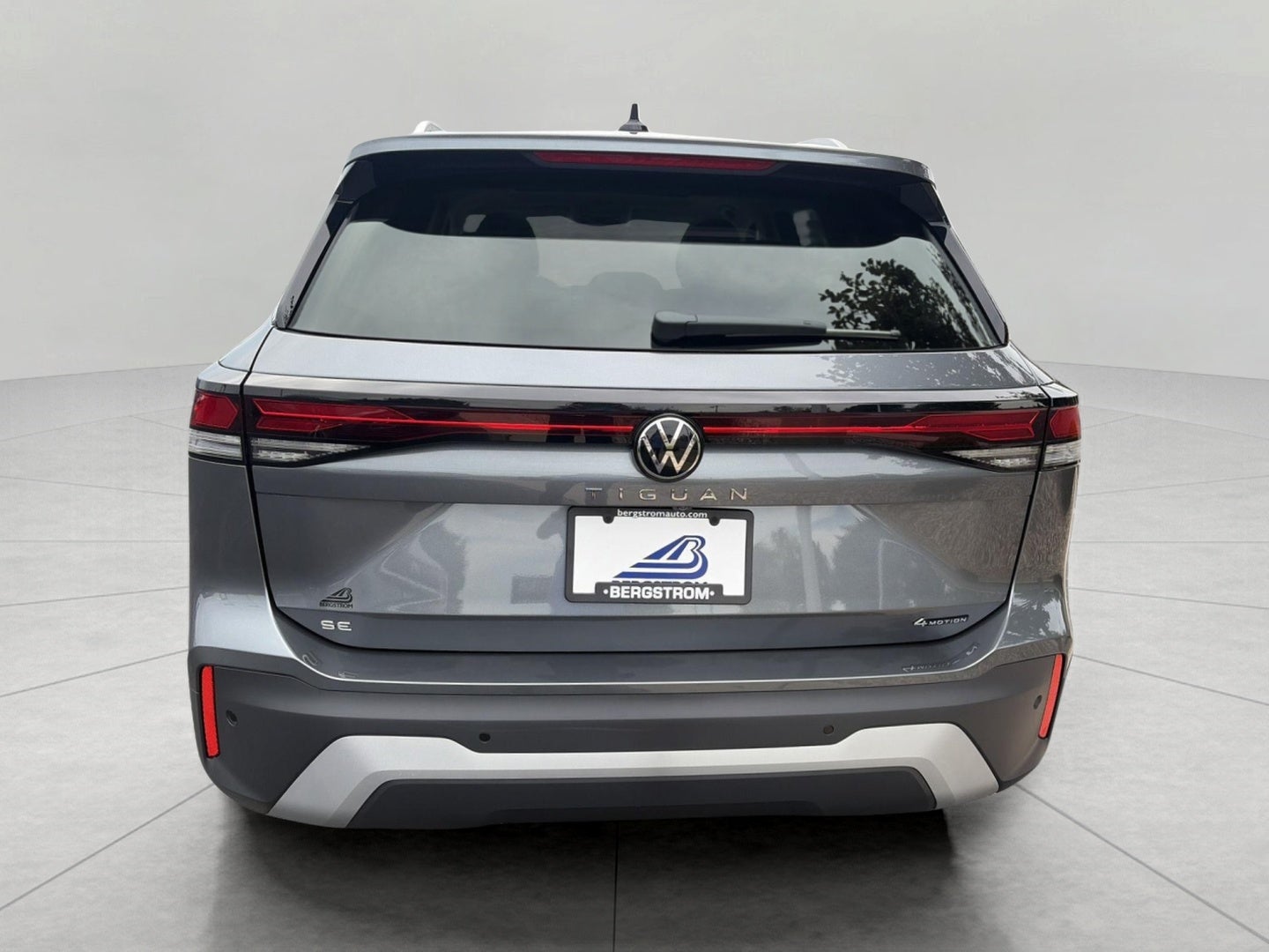 2026 Volkswagen Tiguan SE 4MOTION