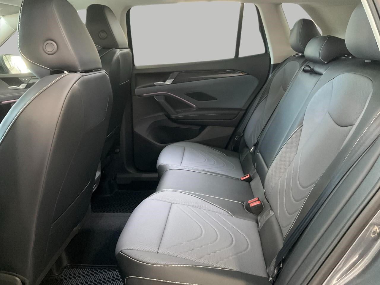 2026 Volkswagen Tiguan SE 4MOTION