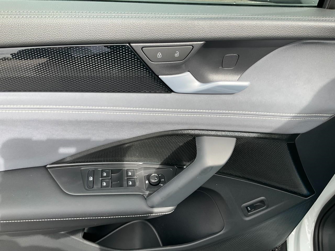2026 Volkswagen Tiguan SE 4MOTION