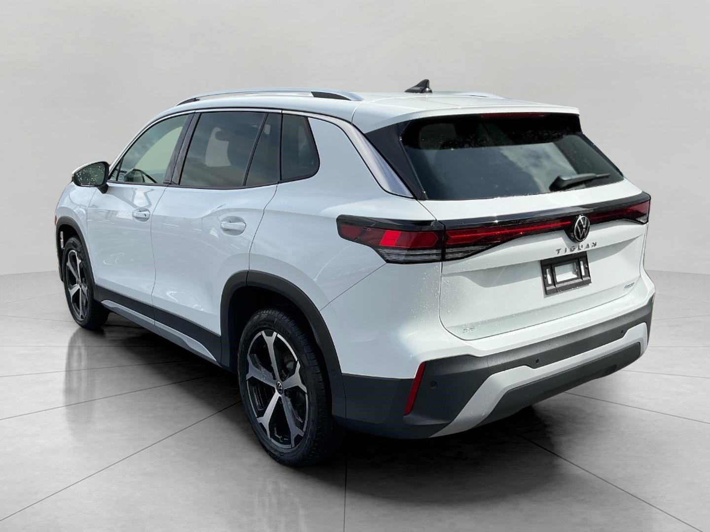 2026 Volkswagen Tiguan SE 4MOTION
