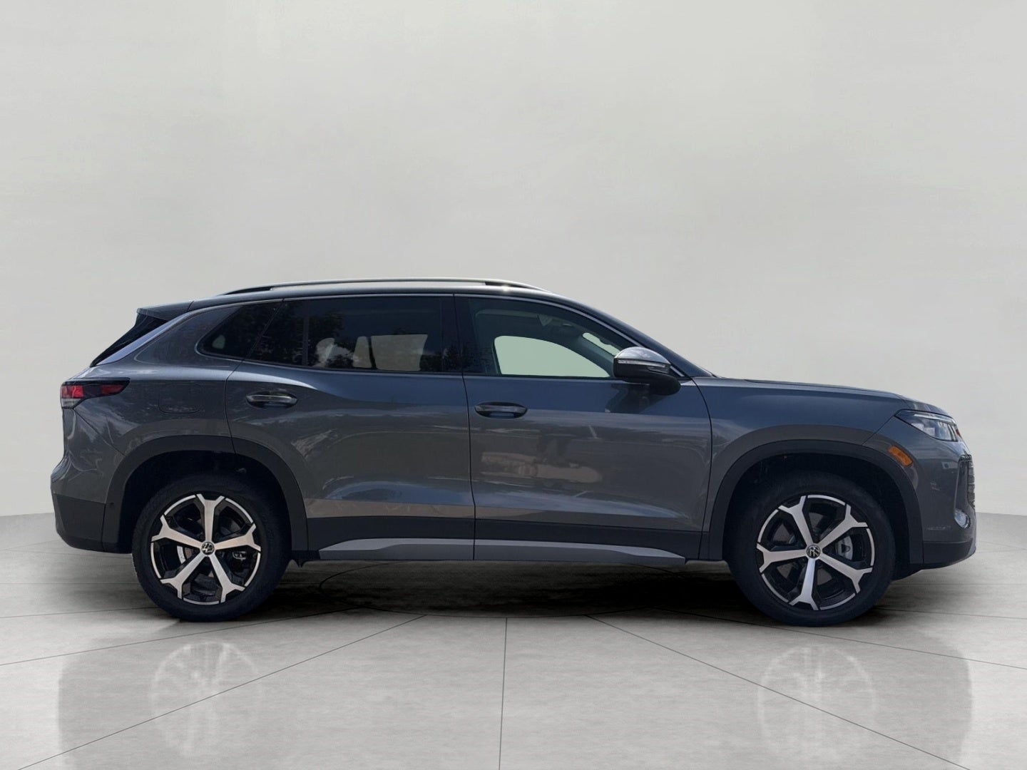 2026 Volkswagen Tiguan SE 4MOTION