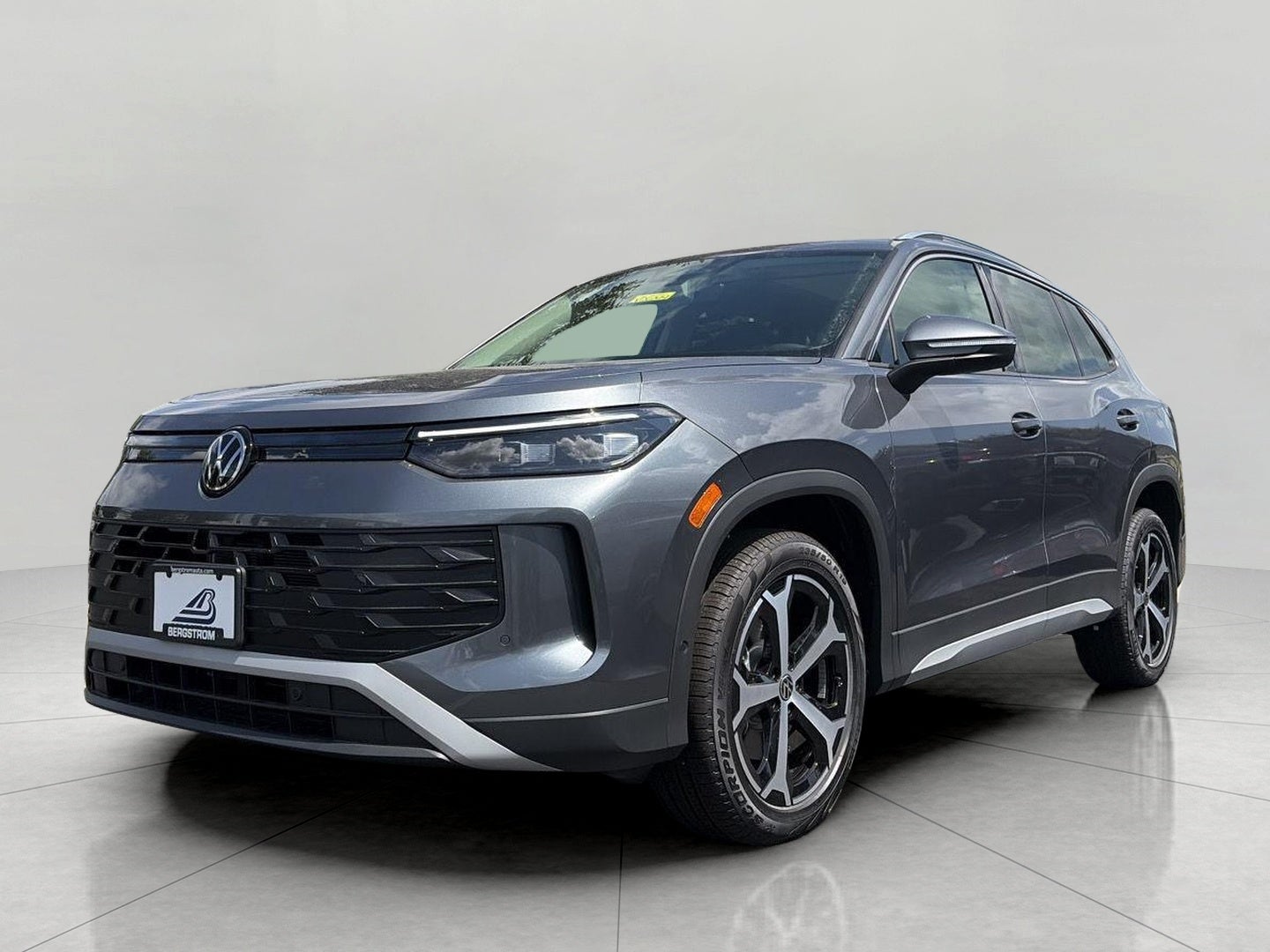 2026 Volkswagen Tiguan SE 4MOTION