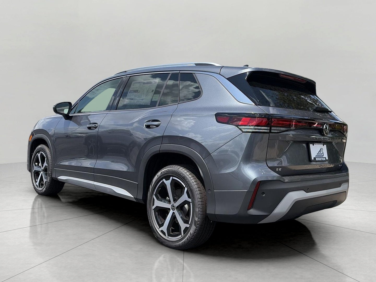 2026 Volkswagen Tiguan SE 4MOTION