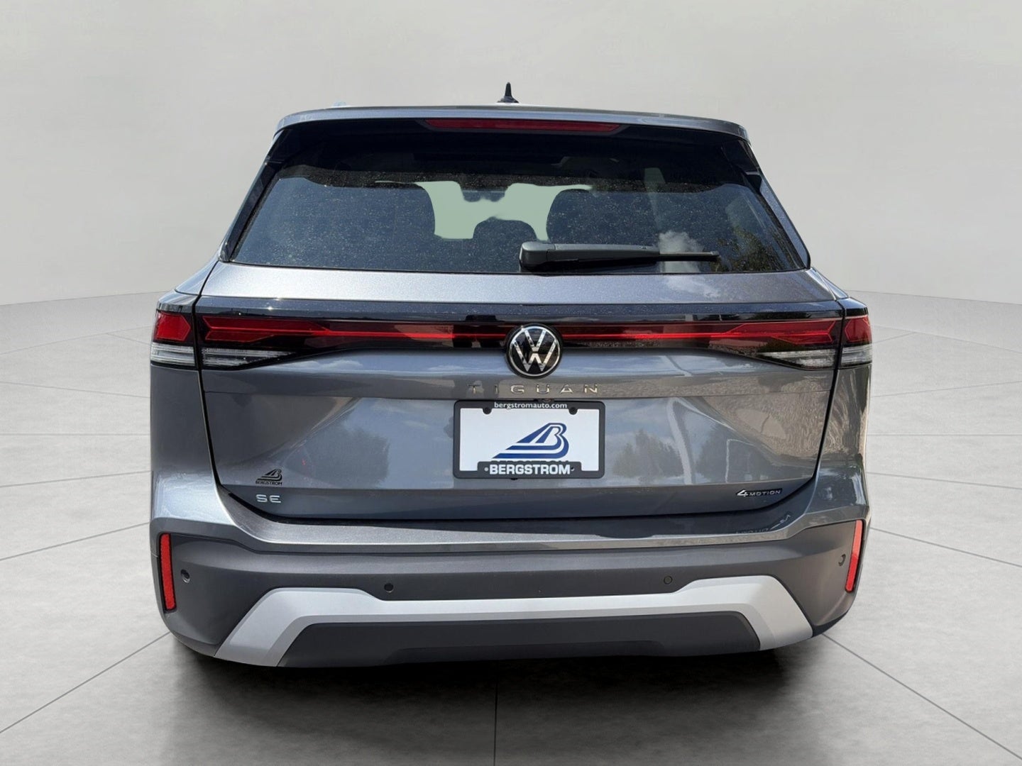 2026 Volkswagen Tiguan SE 4MOTION