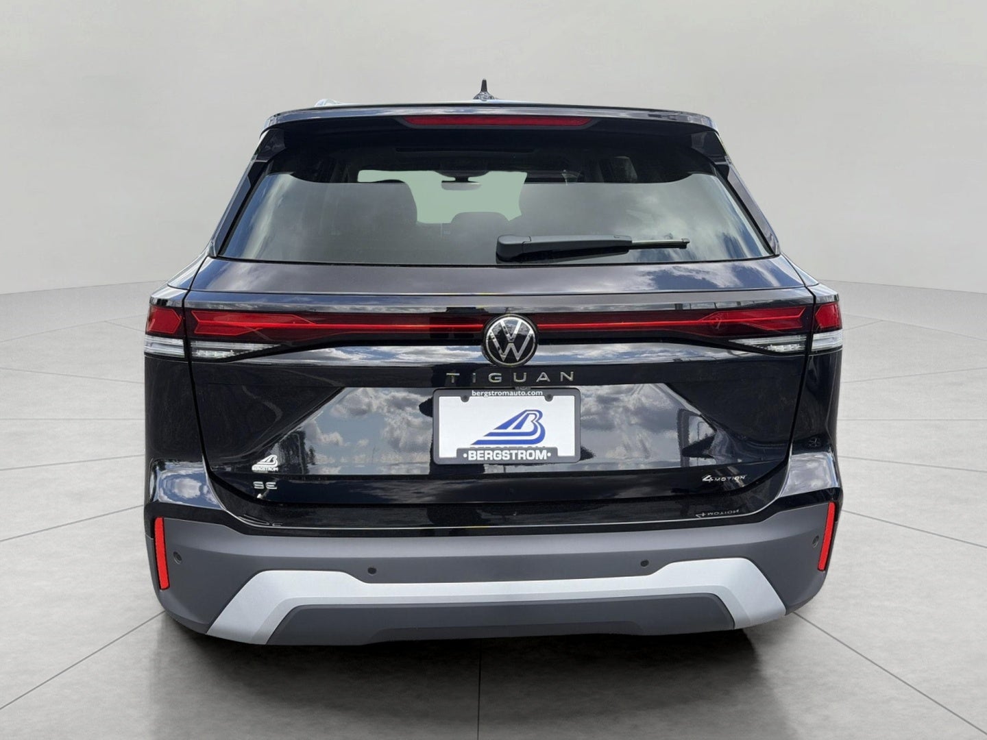 2026 Volkswagen Tiguan SE 4MOTION
