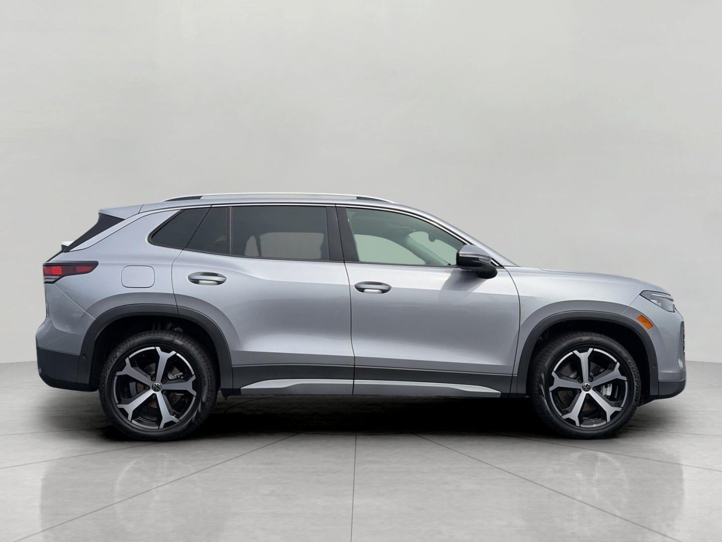 2026 Volkswagen Tiguan SE 4MOTION