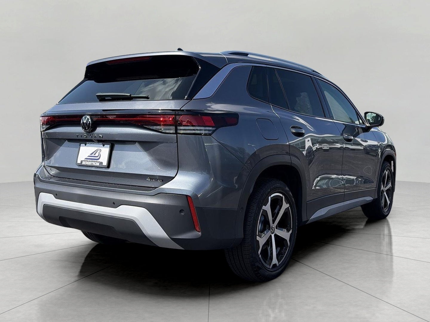 2026 Volkswagen Tiguan SE 4MOTION