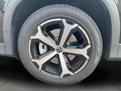 2025 Volkswagen Tiguan 2.0T SE 4MOTION