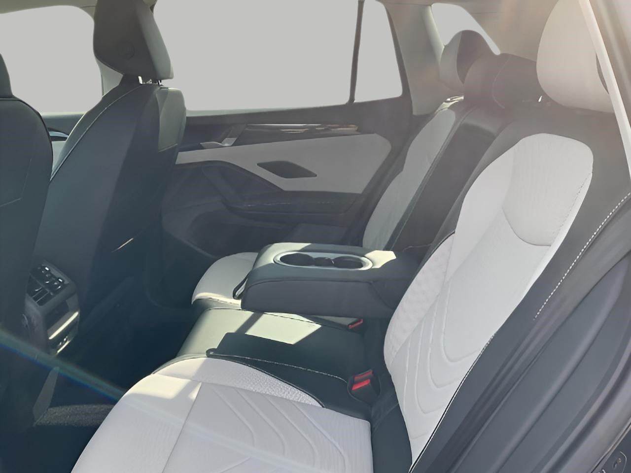 2025 Volkswagen Tiguan 2.0T SE 4MOTION