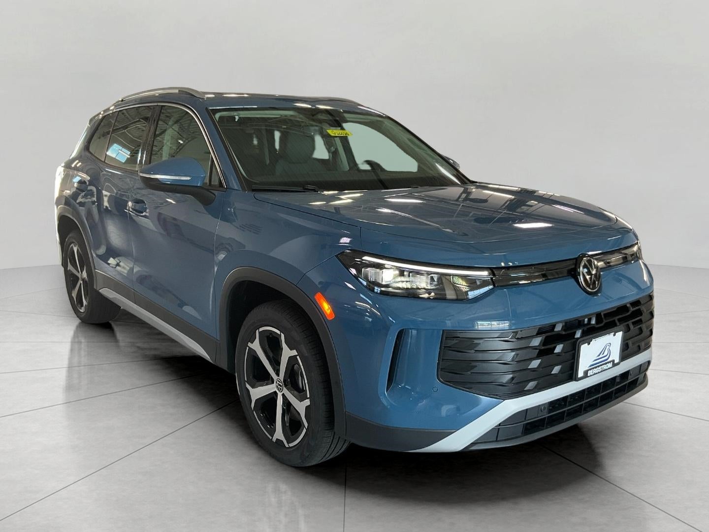 2026 Volkswagen Tiguan SE 4MOTION
