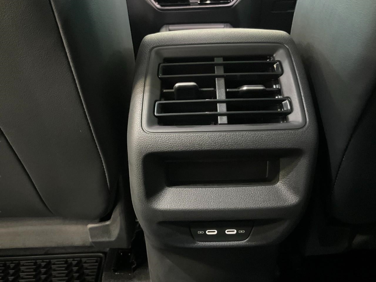 2026 Volkswagen Tiguan SE 4MOTION