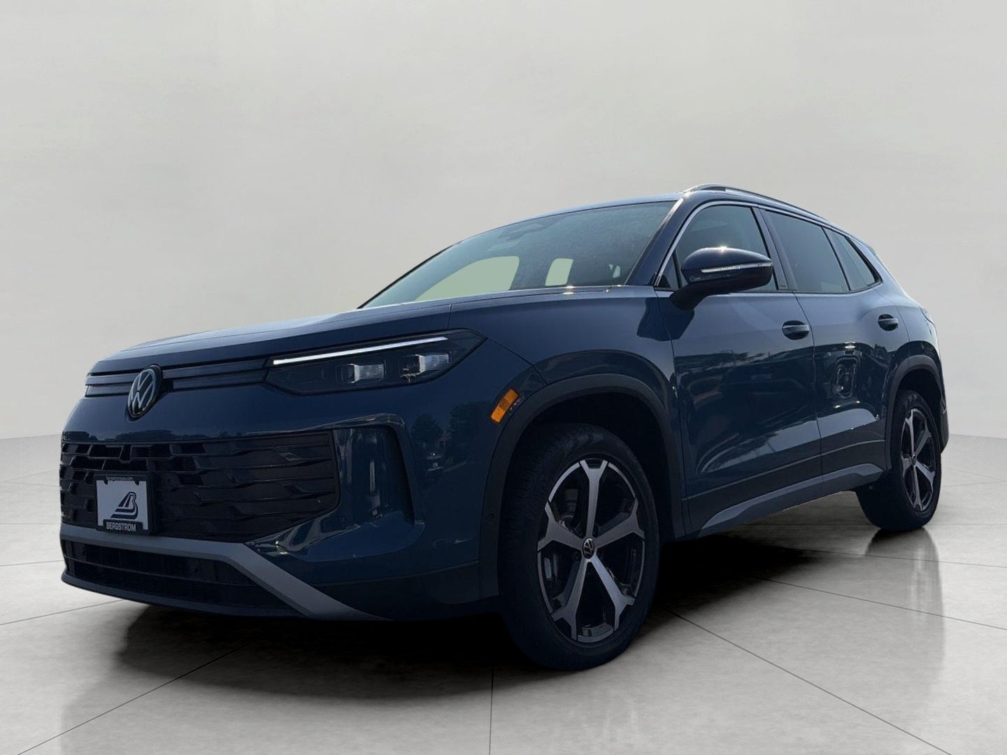 2026 Volkswagen Tiguan SE 4MOTION