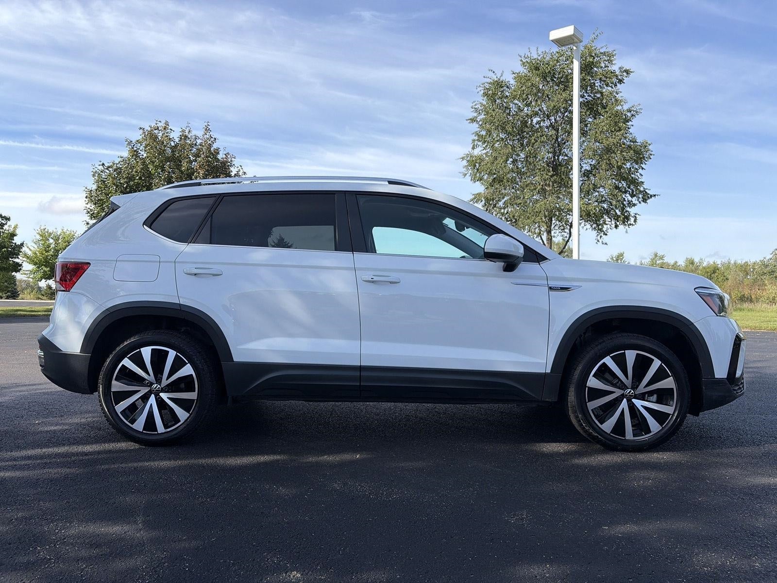 2022 Volkswagen Taos SE FWD