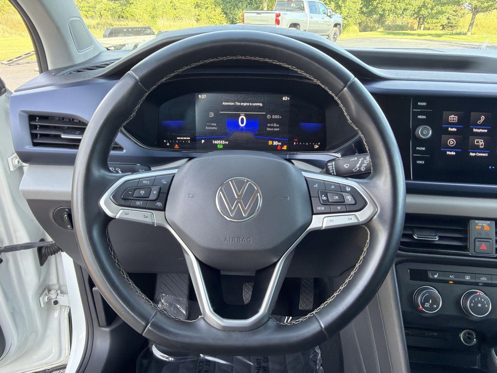 2022 Volkswagen Taos SE FWD