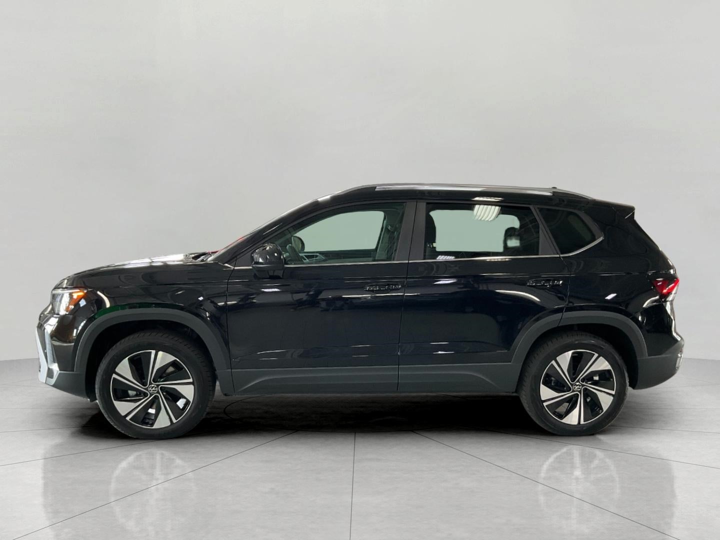 2026 Volkswagen Taos SE 4MOTION