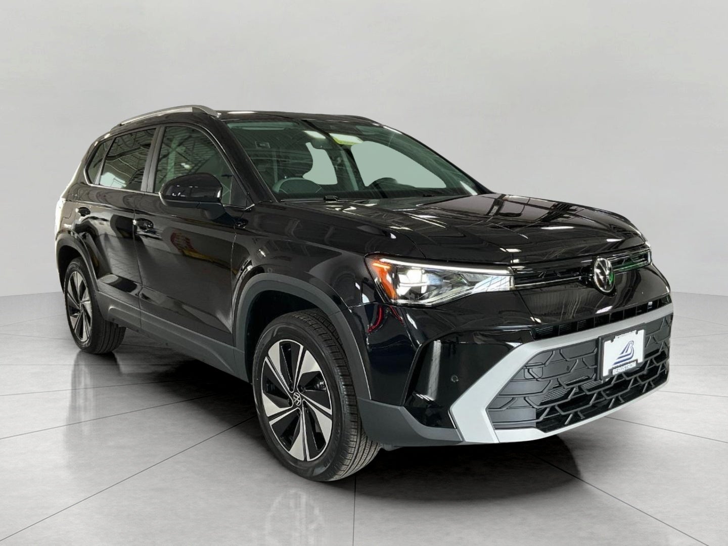 2026 Volkswagen Taos SE 4MOTION