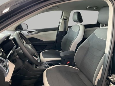 2026 Volkswagen Taos SE 4MOTION