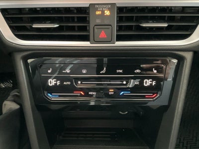 2026 Volkswagen Taos SE 4MOTION