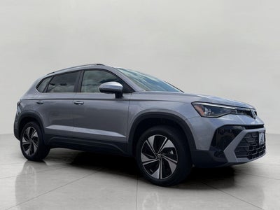 2026 Volkswagen Taos SE 4MOTION