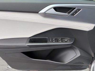 2026 Volkswagen Taos SE 4MOTION