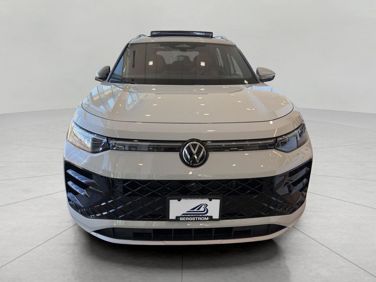 2026 Volkswagen Tiguan SEL R-Line Turbo 4MOTION