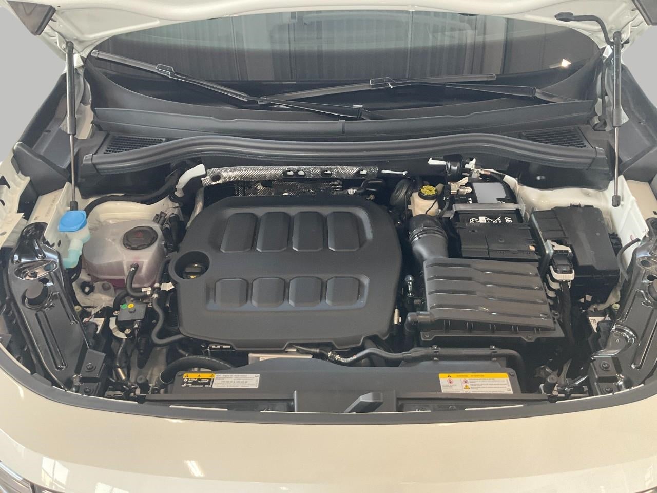 2026 Volkswagen Tiguan SEL R-Line Turbo 4MOTION