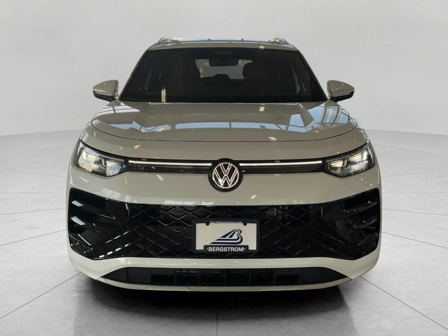2026 Volkswagen Tiguan SEL R-Line Turbo 4MOTION