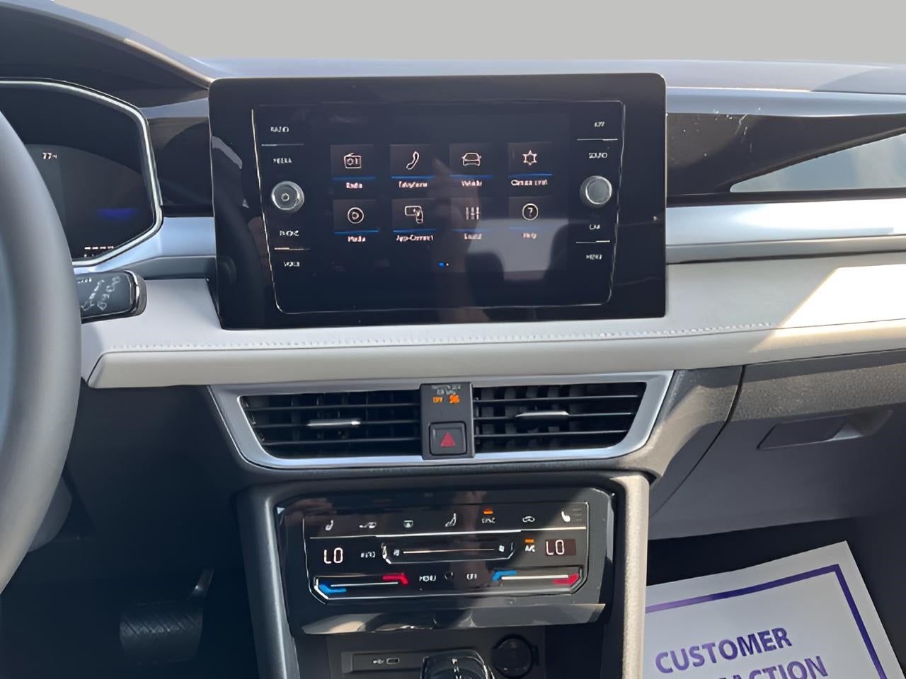 2025 Volkswagen Taos SE 4MOTION