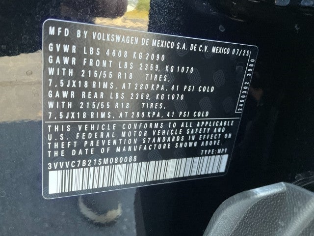 2025 Volkswagen Taos SE 4MOTION