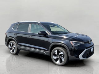 2025 Volkswagen Taos SE 4MOTION
