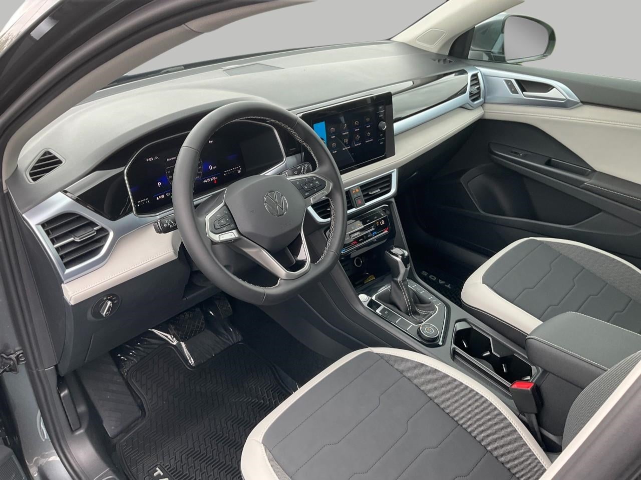 2026 Volkswagen Taos SE 4MOTION