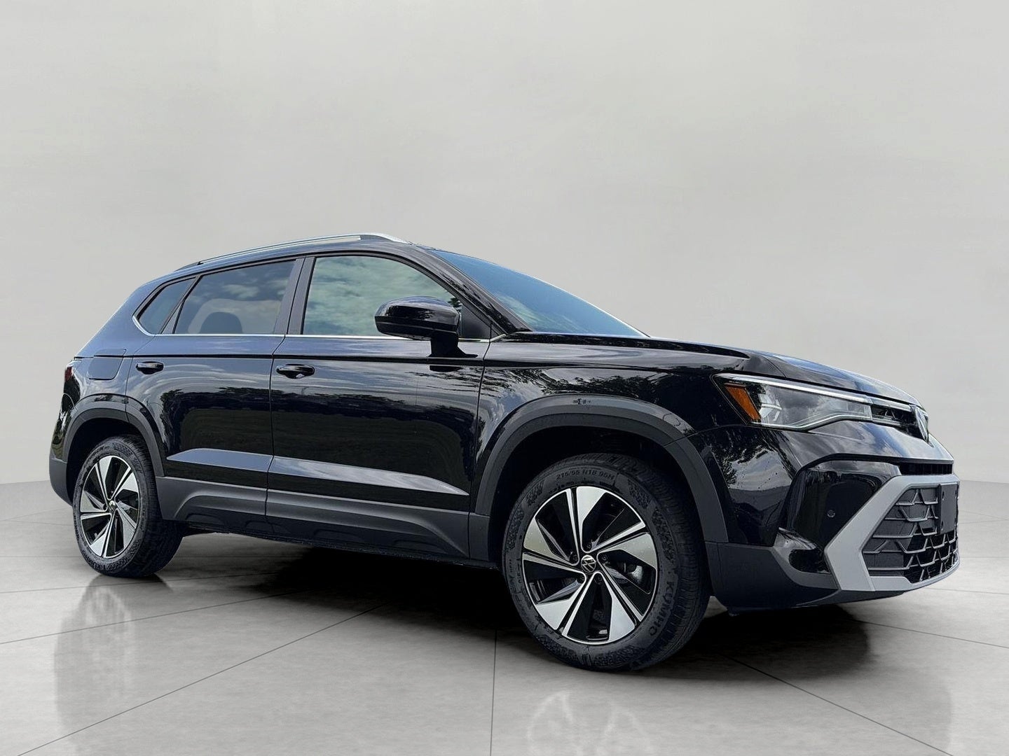 2026 Volkswagen Taos SE 4MOTION