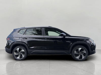 2026 Volkswagen Taos SE 4MOTION