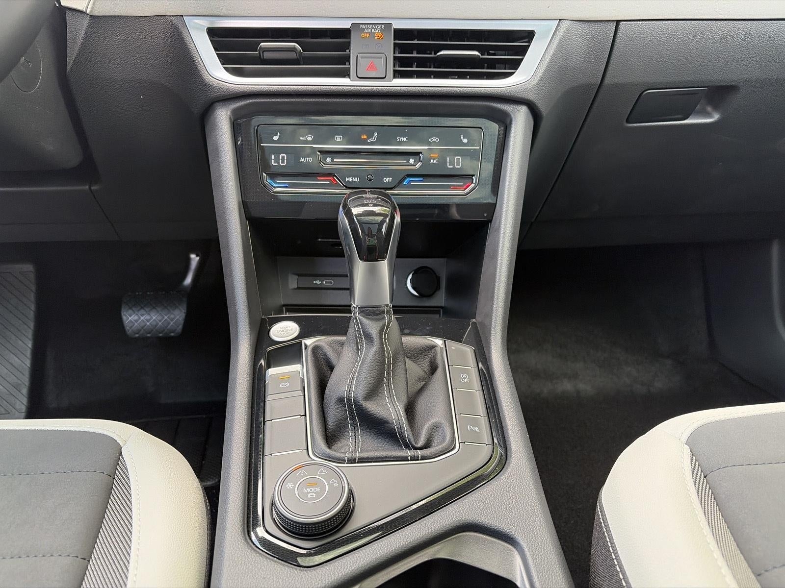 2026 Volkswagen Taos SE 4MOTION