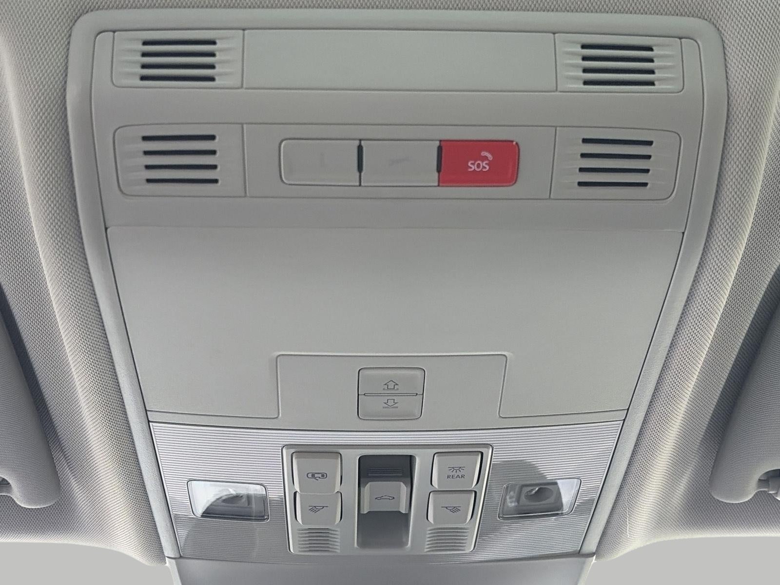2026 Volkswagen Taos SE 4MOTION