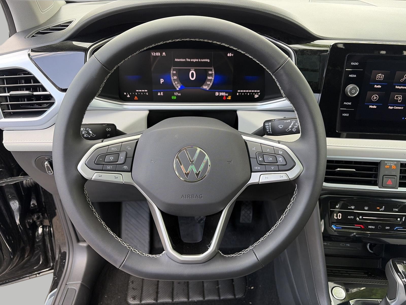 2026 Volkswagen Taos SE 4MOTION