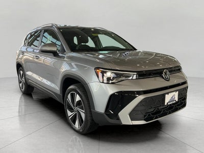 2026 Volkswagen Taos SE 4MOTION