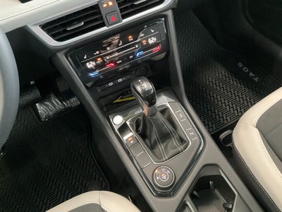 2026 Volkswagen Taos SE 4MOTION