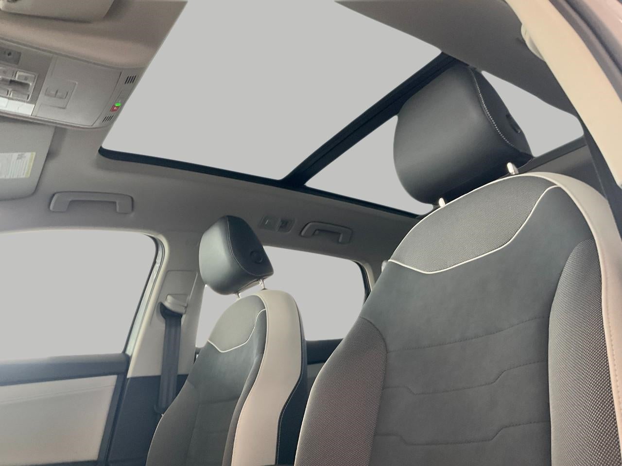 2026 Volkswagen Taos SE 4MOTION