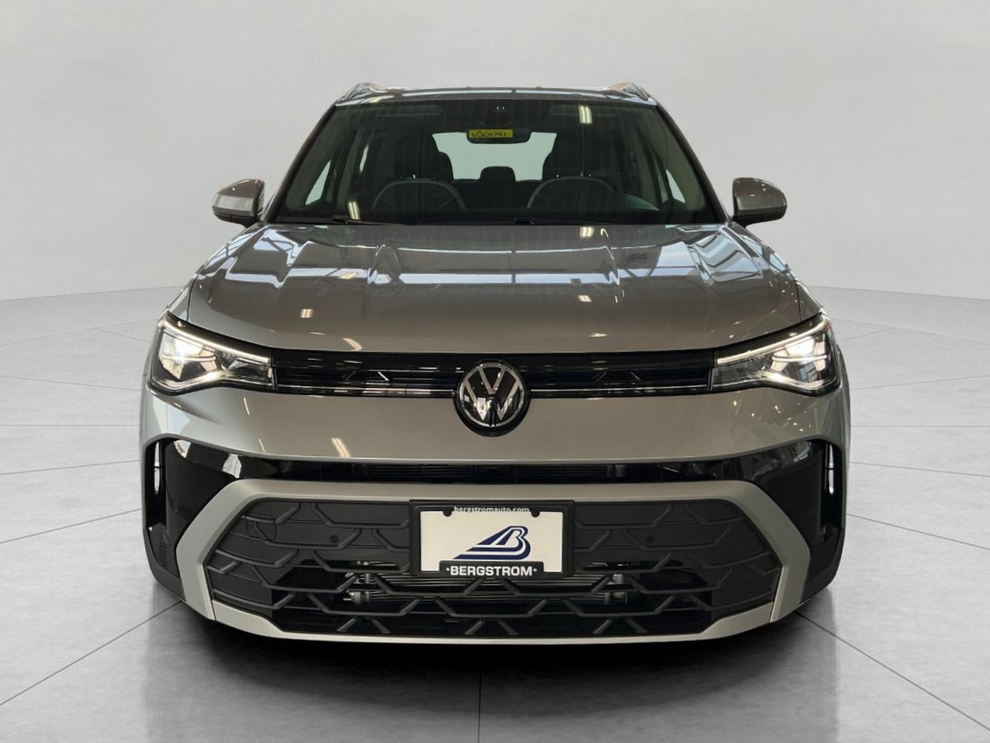 2026 Volkswagen Taos SE 4MOTION