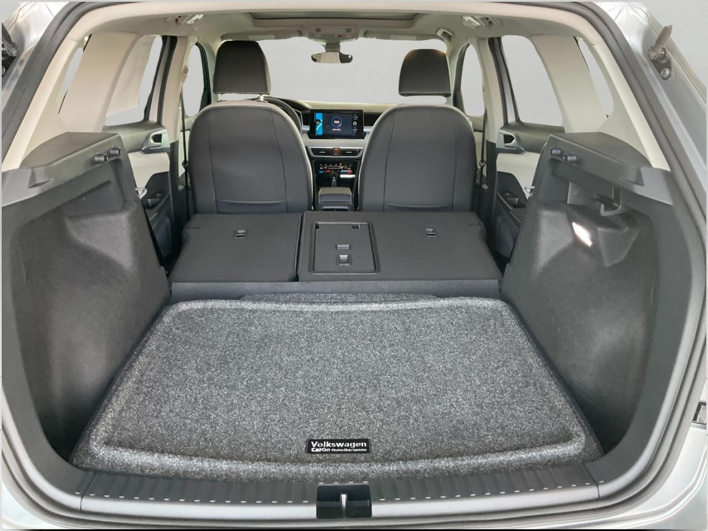 2026 Volkswagen Taos SE 4MOTION