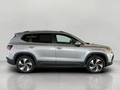 2026 Volkswagen Taos SE 4MOTION