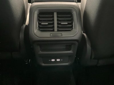 2026 Volkswagen Taos SE 4MOTION