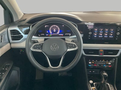 2026 Volkswagen Taos SE 4MOTION