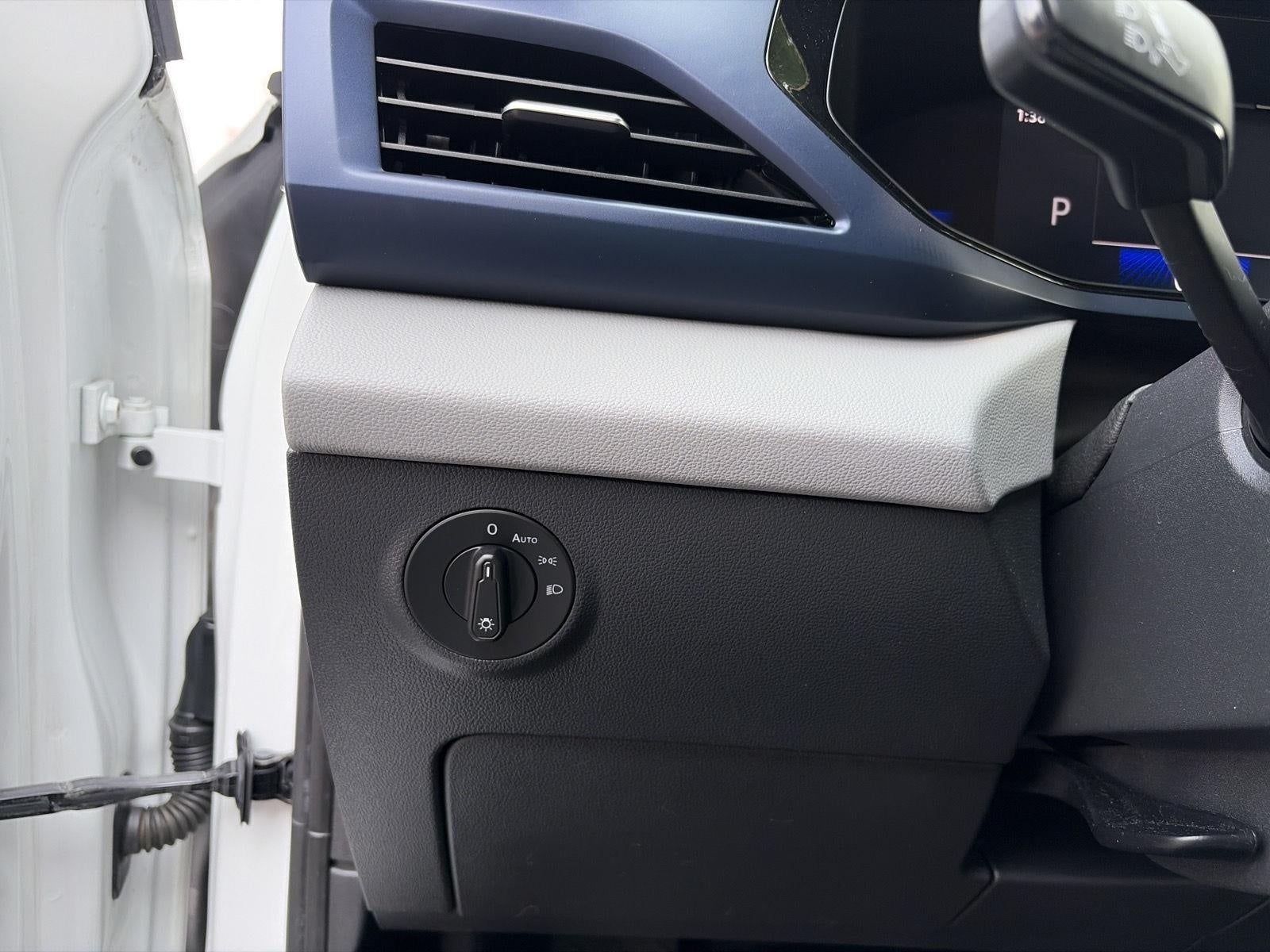 2022 Volkswagen Taos SE 4MOTION