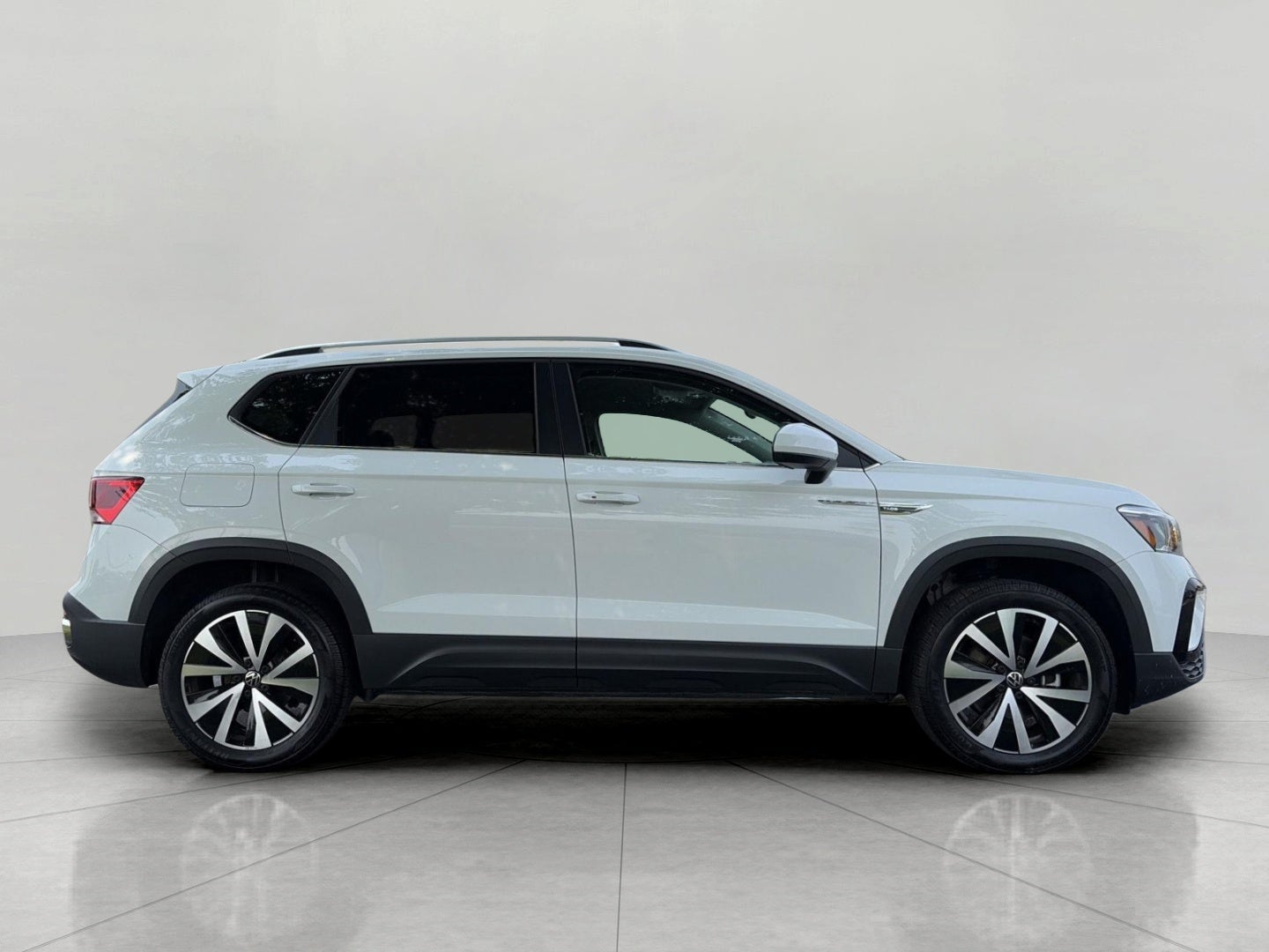 2022 Volkswagen Taos SE 4MOTION